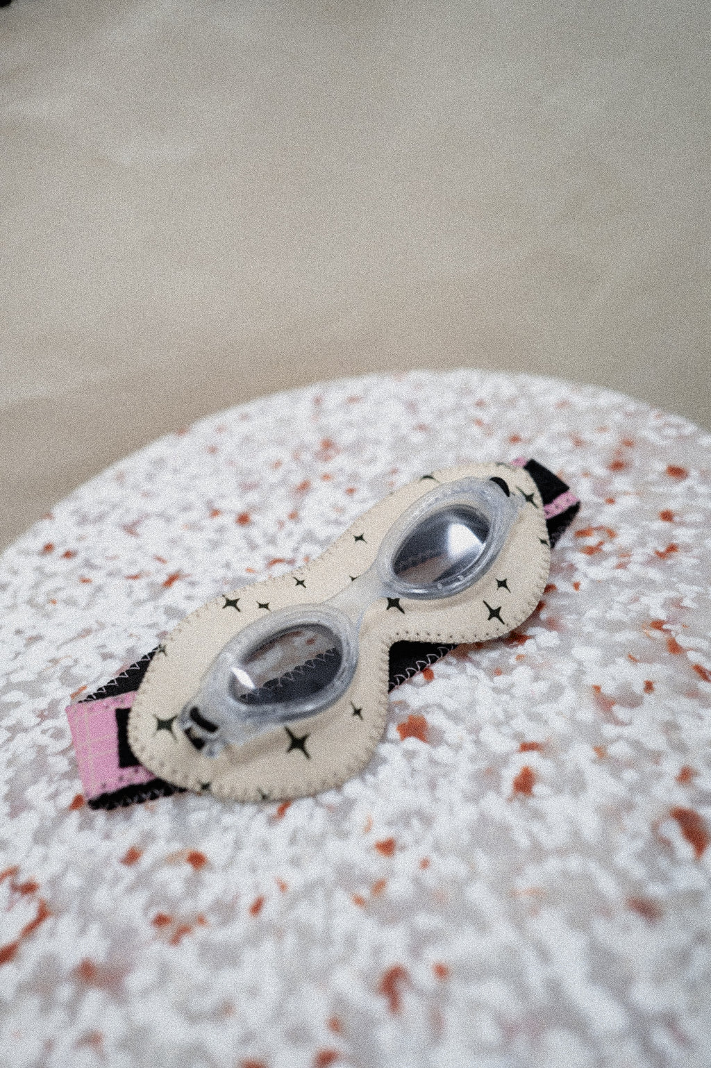 Twinkle Crème Goggles