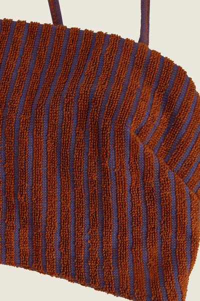 Deep Cut Coast Top